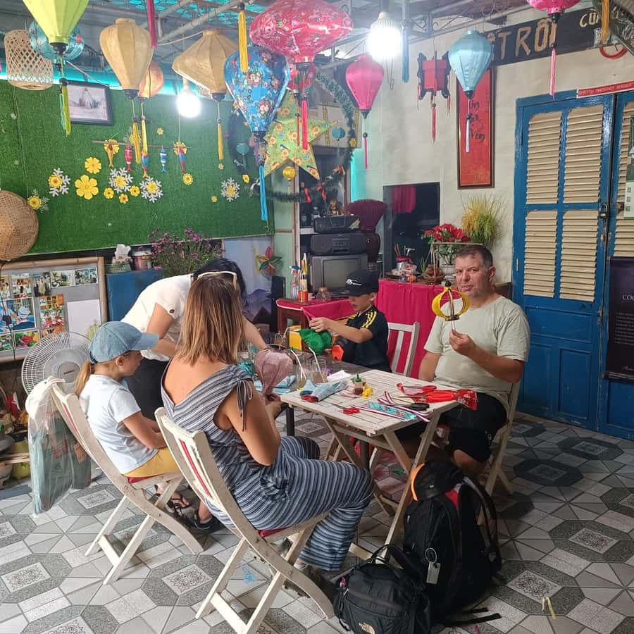 Hoi An/Da Nang : Lantern Making + Cooking Class+ Basket Boat - FAQ