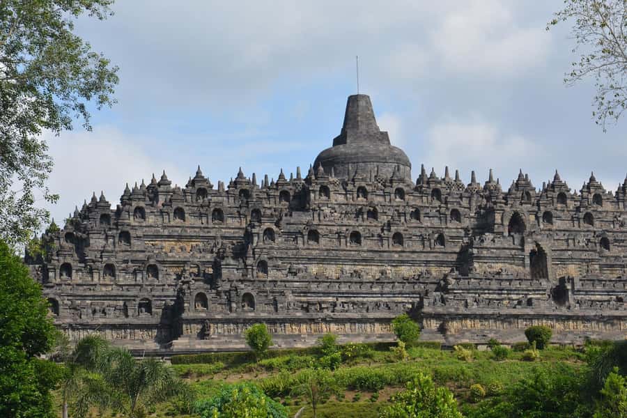 Borobudur Climb Top, Prambanan with Guide, entrance ticket - Good To Know