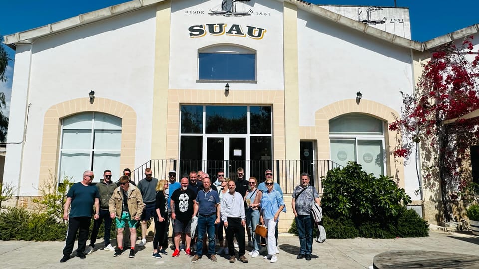 Palma: Distillery Tour With 3 Spirits and Tapas Tasting - The Tasting Experience