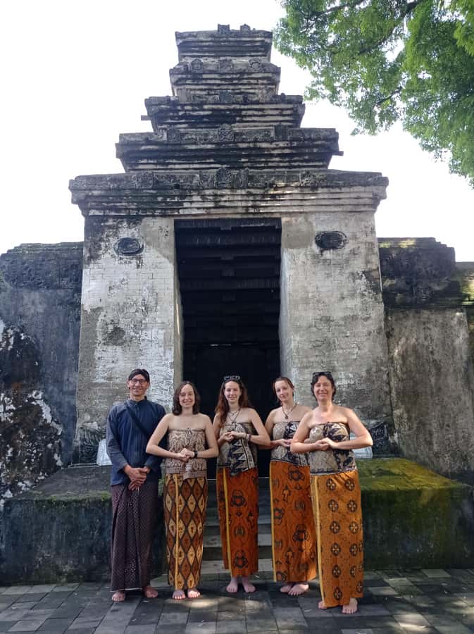 Yogyakarta: The Oldest Neighborhood Walking Experience - The Sum Up: Who Should Consider This Tour?