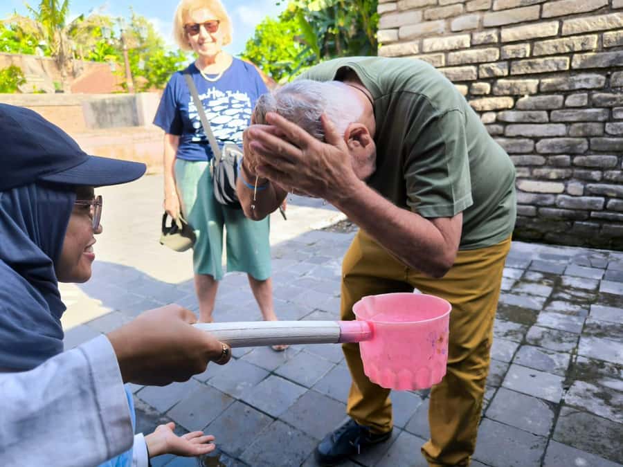 Yogyakarta: The Oldest Neighborhood Walking Experience - Authenticity and Off-the-Beaten-Path Charm