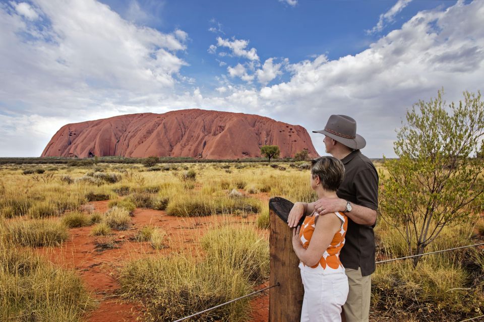 From Alice Springs/Yulara: 4-Day Red Centre 4WD Camping Tour - Itinerary Breakdown