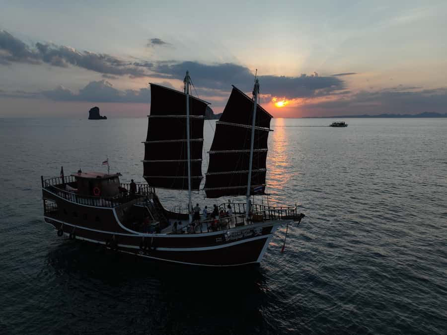 Krabi: Sunset Dinner Cruise & swimming by Luxury Junk Boat - An In-Depth Look at the Experience