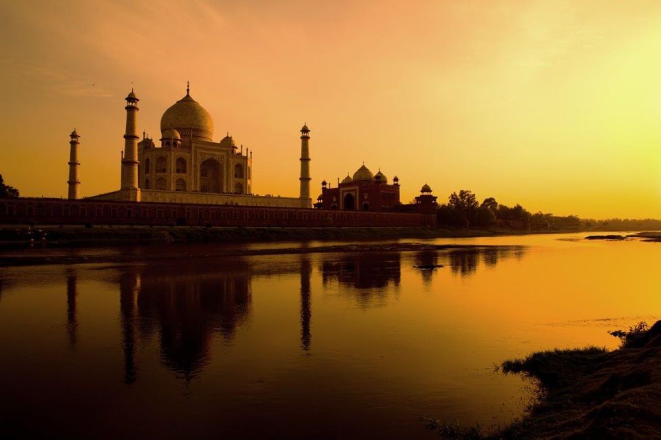 Agra: Skip the Line Taj Mahal and Agra Fort Guide & Car only - The Itinerary: A Day Packed with Wonders