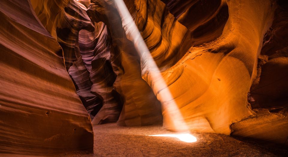 Page: Lower Antelope Canyon Tour with Local Navajo Guide - Who Should Consider This Tour?