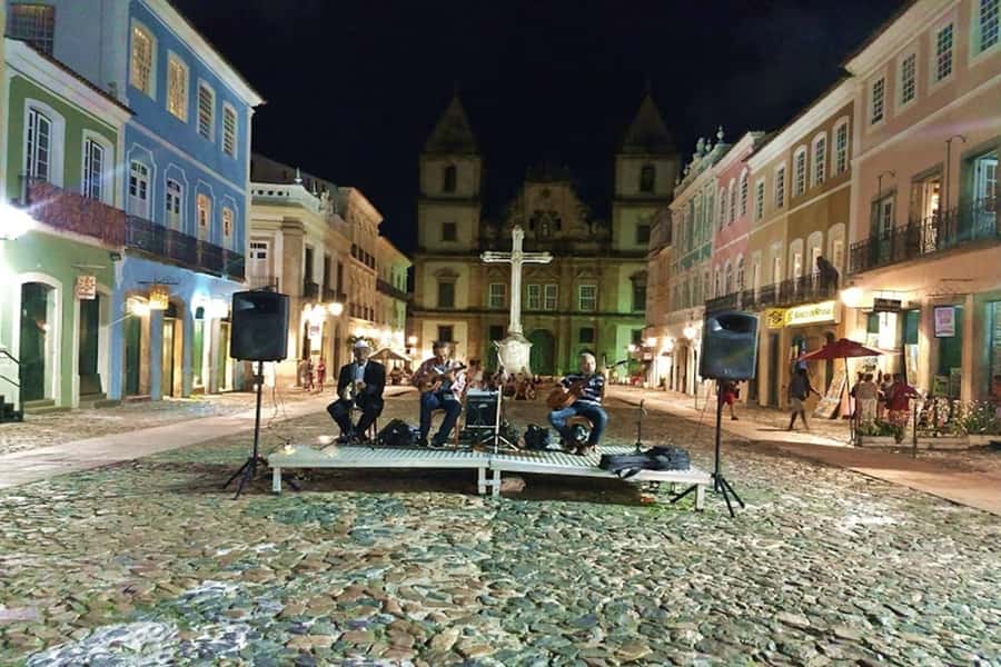 Salvador by Night: Pelourinho & Old Town Tour - Key Points