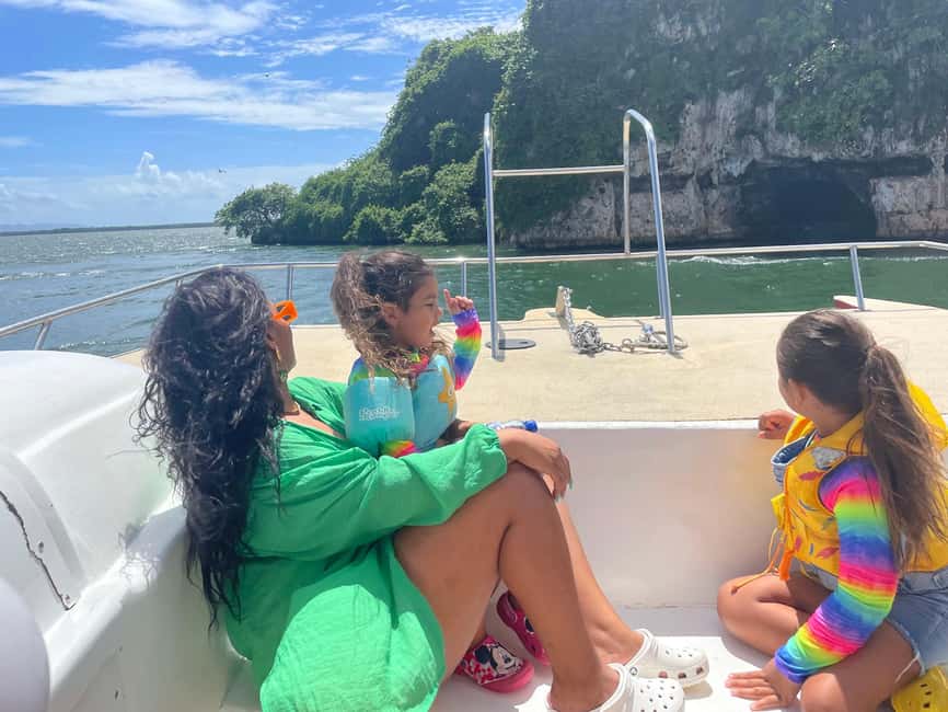 Samana: Cayo Levantado with Lunch + Transportation - Exploring the Experience in Detail