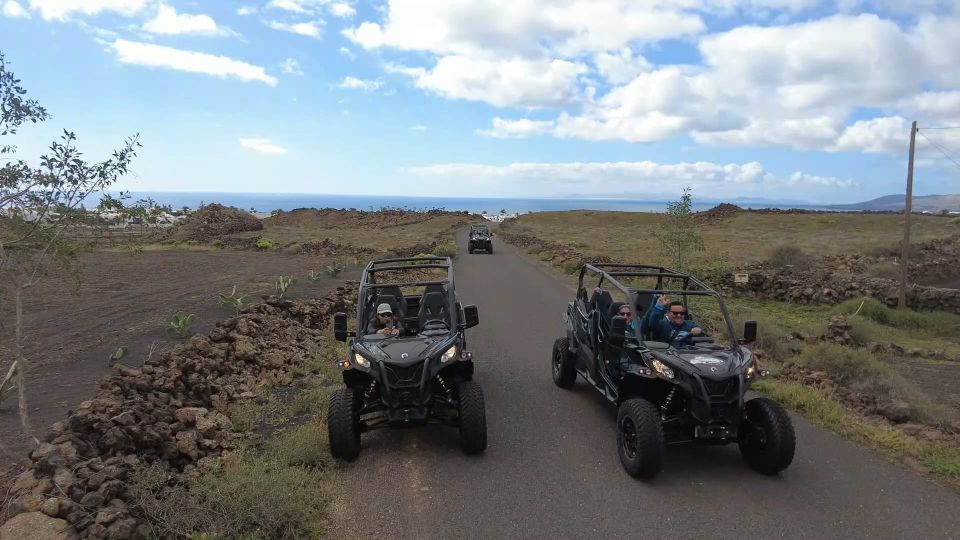 Lanzarote: Mix tour Guided Buggy Volcano Tour 4 seater - The Off-Road Experience