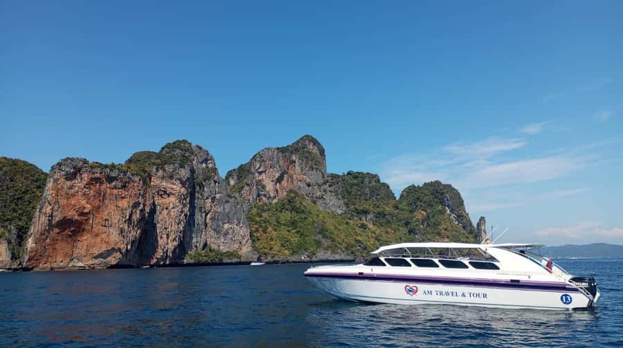 Phuket: Private Speedboat Charter to James Bond Island - Starting Your Day: An Exclusive Departure