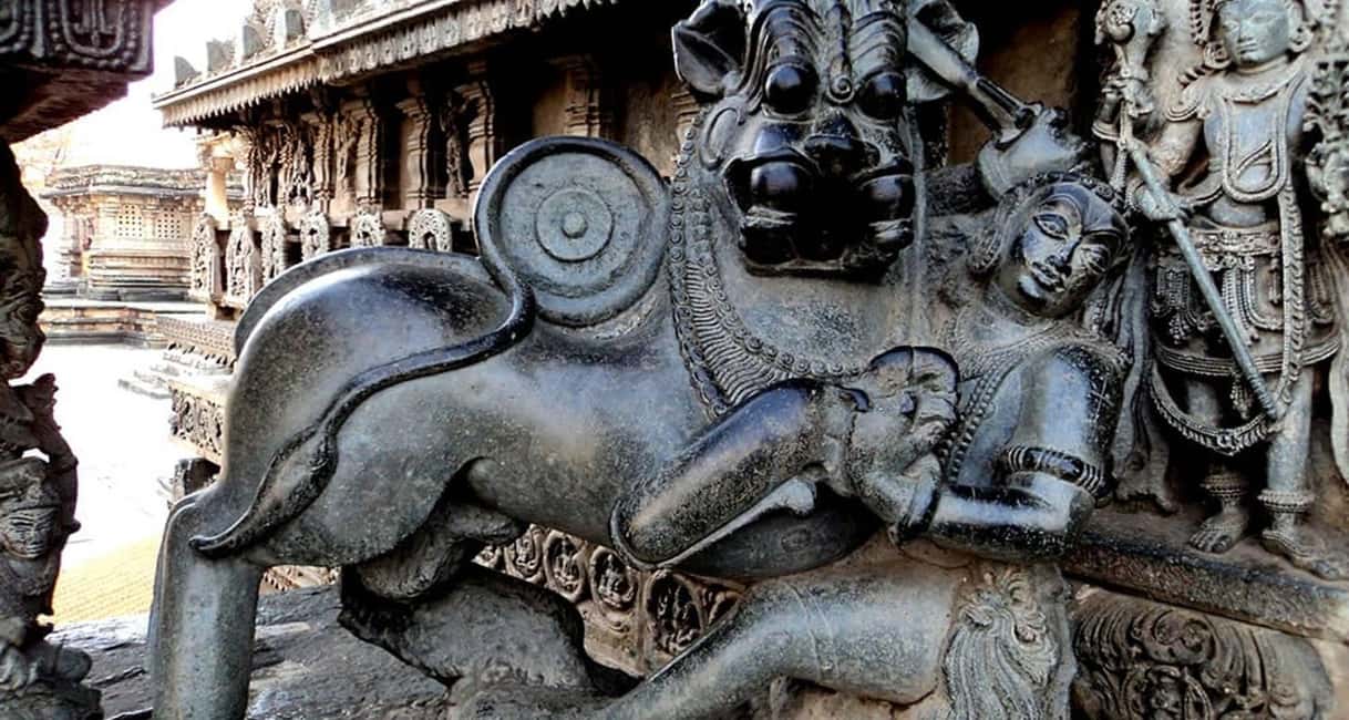 From Trichy: Private Day Tour to Tanjore & Kumbakonam - Value and Suitability