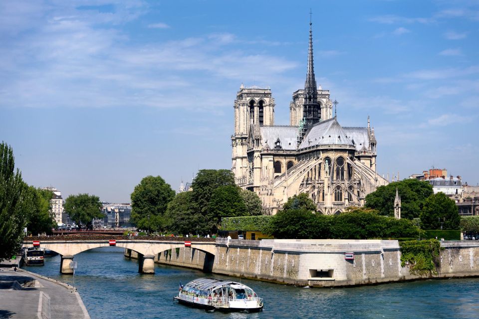 Paris: Ste-Chapelle, Conciergerie, Notre Dame Private Tour - Key Points