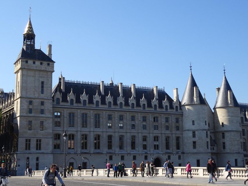 Paris: Ste-Chapelle, Conciergerie, Notre Dame Private Tour - Who Would Enjoy This Tour?