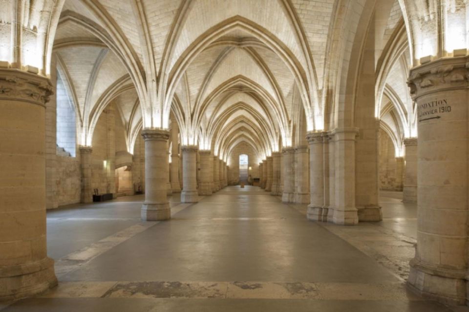 Paris: Ste-Chapelle, Conciergerie, Notre Dame Private Tour - Authentic Insights from Past Travelers