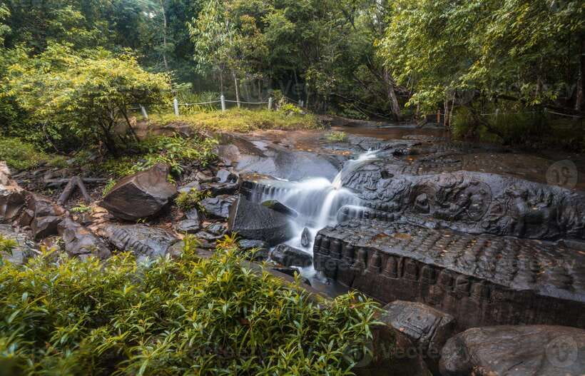 Siem Reap: Kulen Waterfall by Private Tour - How the Tour Feels in Practice