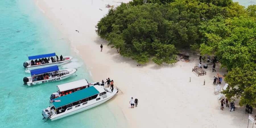 Semporna : Pandanan, Mataking & Pom Pom Island Hopping Tour - Key Points
