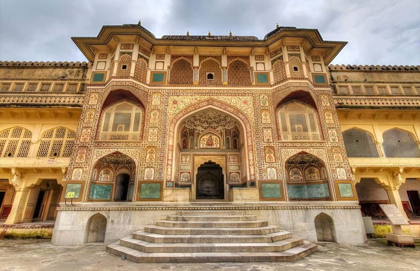 Jaipur: Sightseeing Tour with Visit to Galtaji Monkey Temple - Key Points