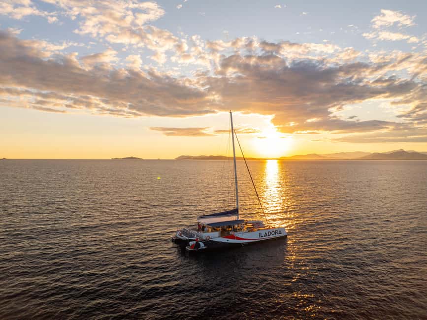 Hyères : Sunset Catamaran Cruise to Giens Peninsula - A Detailed Look at the Experience