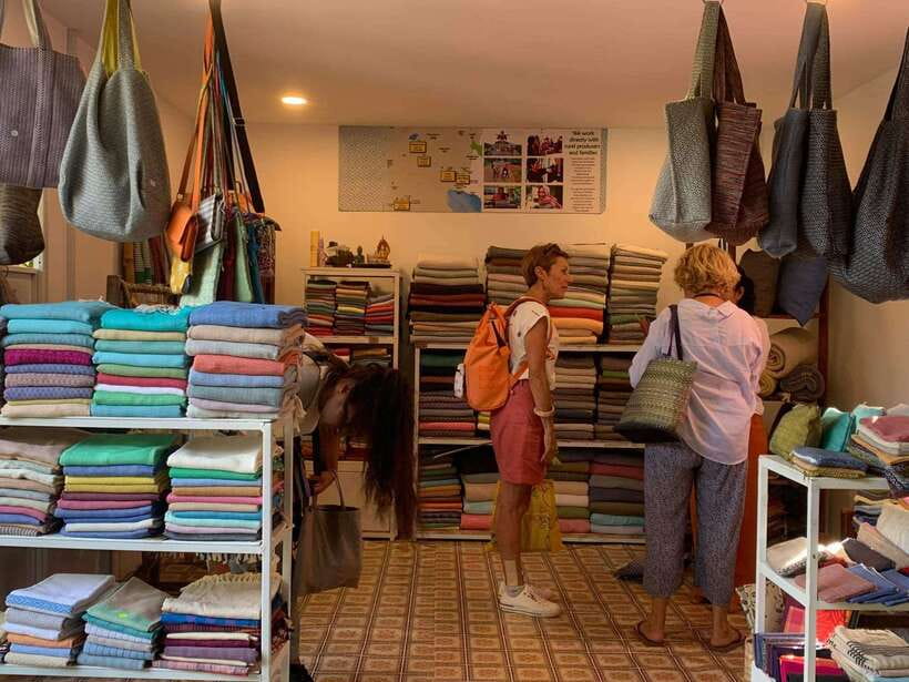 Siem Reap: Evening food Tour Guided and Unique Tour - Practical Tips for Travelers