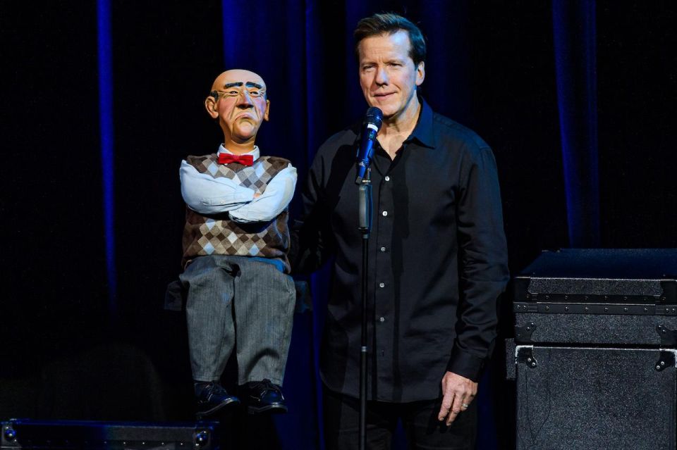 Las Vegas: Jeff Dunham - Artificial Intelligence - An In-Depth Look at the Jeff Dunham “Artificial Intelligence” Experience