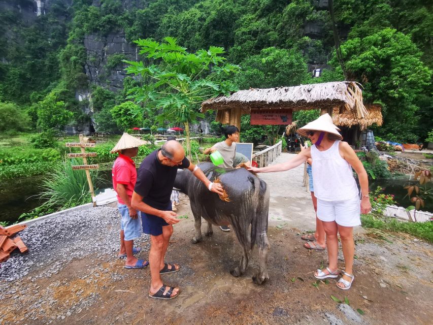 Ninh Binh: Local Farm Trip & Cycling and Cooking Class - The Experience from the Reviews