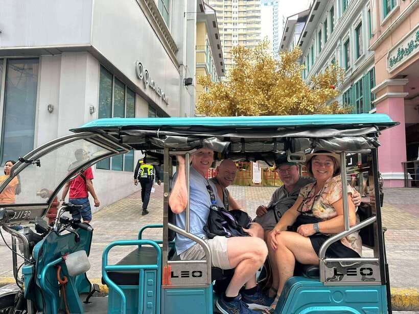 Manila Street Food and Drinks with Tuktuk Experience - What to Expect on the Tour