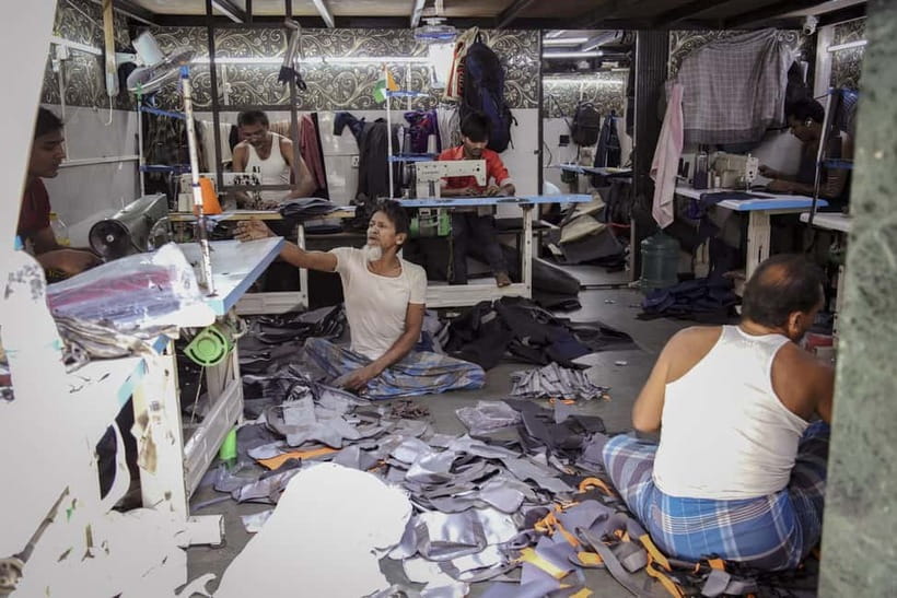 Mumbai Dharavi Slum Community Tour - The Guides: Knowledge and Empathy