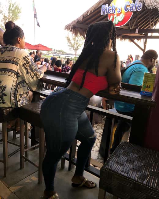 Ricks Cafe and Shopping Private Tour - The Itinerary Breakdown: What to Expect