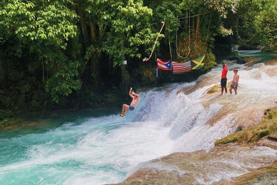 Ocho Rios: Blue Hole and Secret Falls Sightseeing Tour - Transportation and Group Size