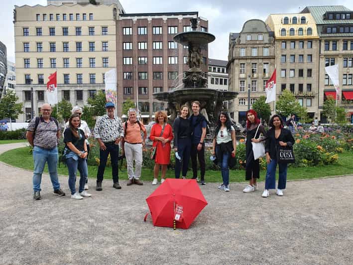 Explore Düsseldorf with Passionate tour guides! - A Closer Look at the Düsseldorf Walking Tour