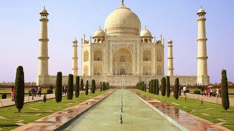 From Delhi: Taj Mahal & Agra Fort Tour by Car with 5* Lunch - Key Points