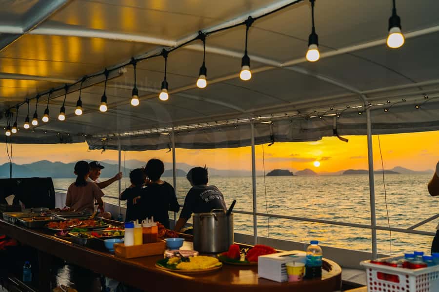 Phuket: Sunset Seafood Dinner Cruise In Phang Nga Bay - An Overview of the Experience