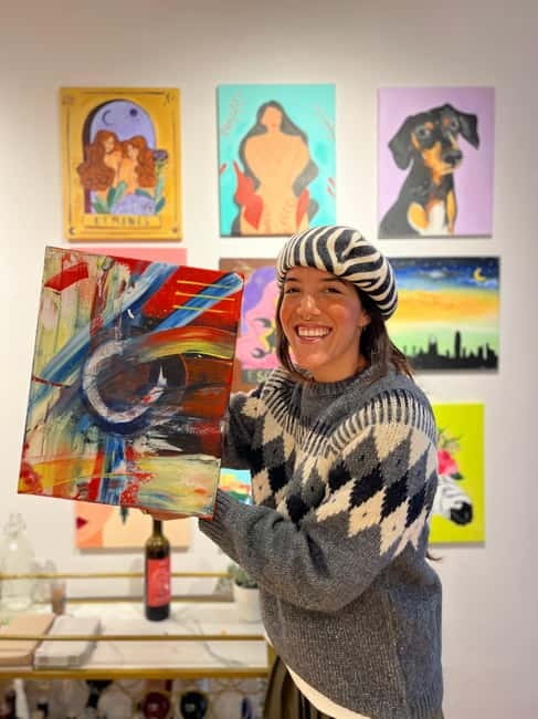 Barcelona: Wine and Art! Unlimited Wine and Local Artists - Key Points