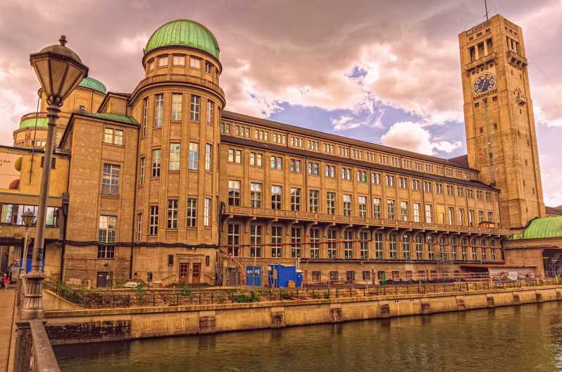 Munich Private Guided Walking Tour with Deutsche Museum - FAQ