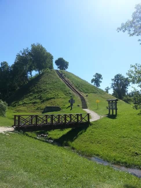 Dzukija National Park and Grutas Park: Full-Day Tour - Quick intro