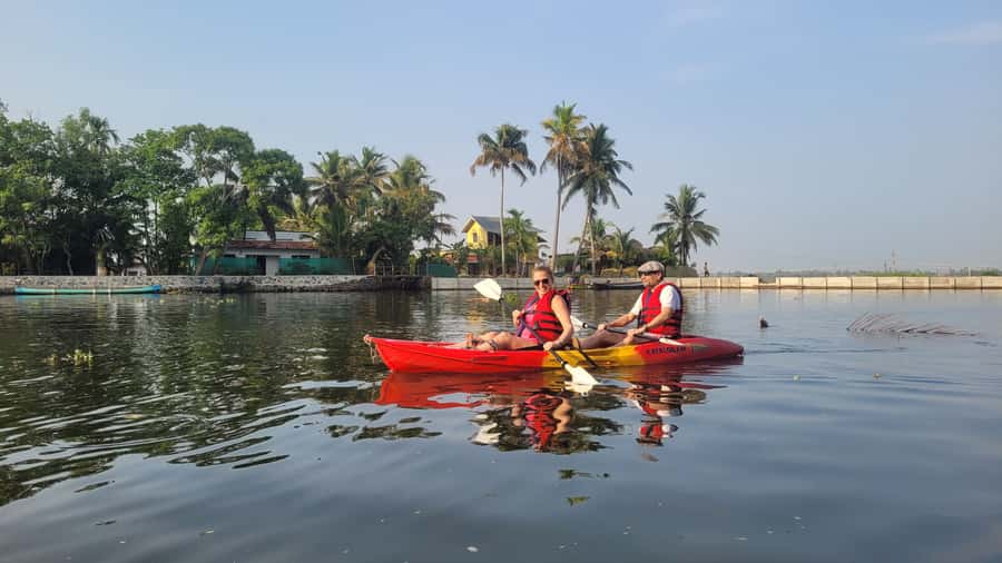Kerala Backwater Village Kayaking Tour Half Day (Kainakary) - Why This Tour Works for Different Travelers