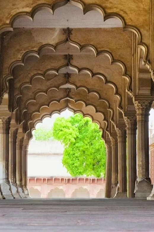 From Delhi: Private Taj Mahal & Agra Tour with 5* Lunch - Arriving at the Taj Mahal: Sunrise Magic