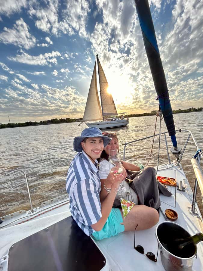 Buenos Aires Sailing Tour at Sunset - Buenos Aires Sailing Tour at Sunset: An Authentic, Relaxing Escape on the Water