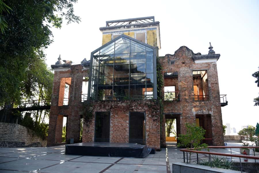 Rio de Janeiro: Lapa and Santa Teresa with Tram Ride - Santa Teresa: The Artistic Bohemia