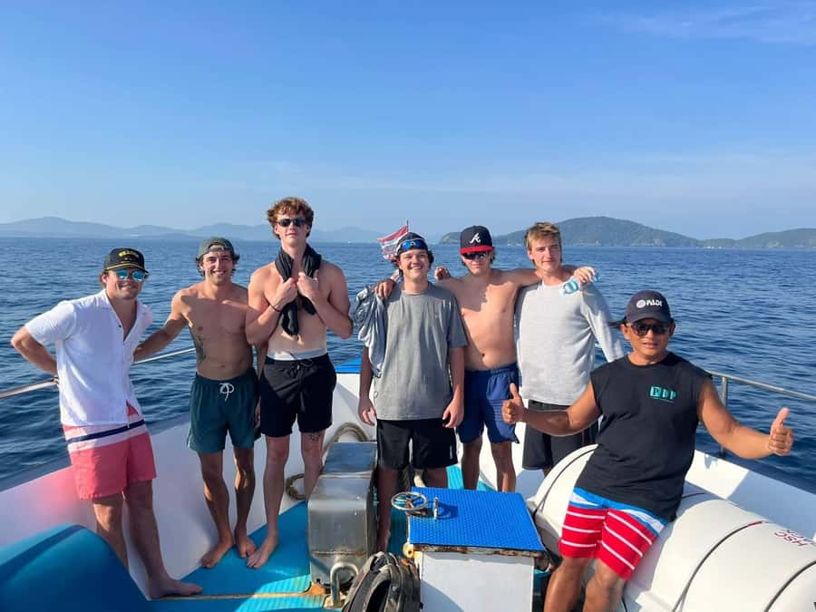 3 Fun Dives for Certified diver at Racha Yai/Noi - What Makes This Tour Stand Out?