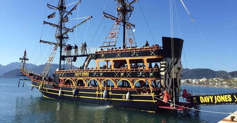 Icmeler Pirate Boat Trip, Lunch Unlimited Drinks - Experience Quality and Guides