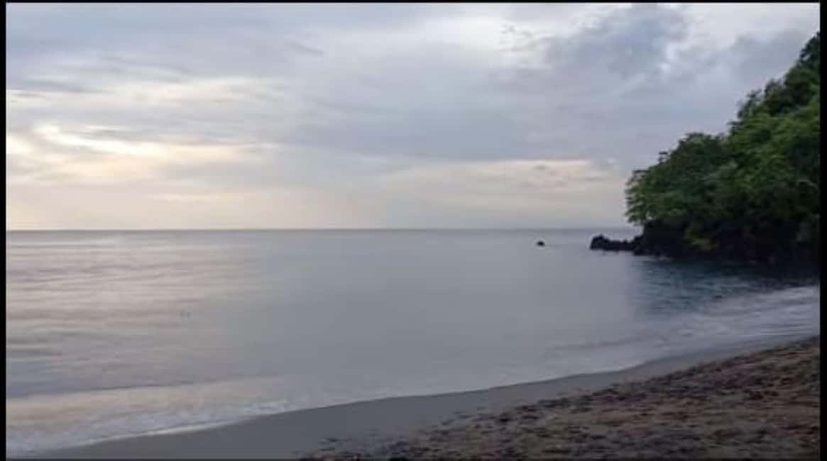 St. Vincent: Black Point Tunnel and Villa Beach Tour - Discovering the Black Point Tunnel