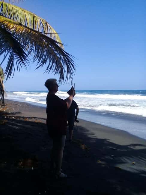 St. Vincent: Black Point Tunnel and Villa Beach Tour - Exploring St. Vincent: Black Point Tunnel and Villa Beach Tour