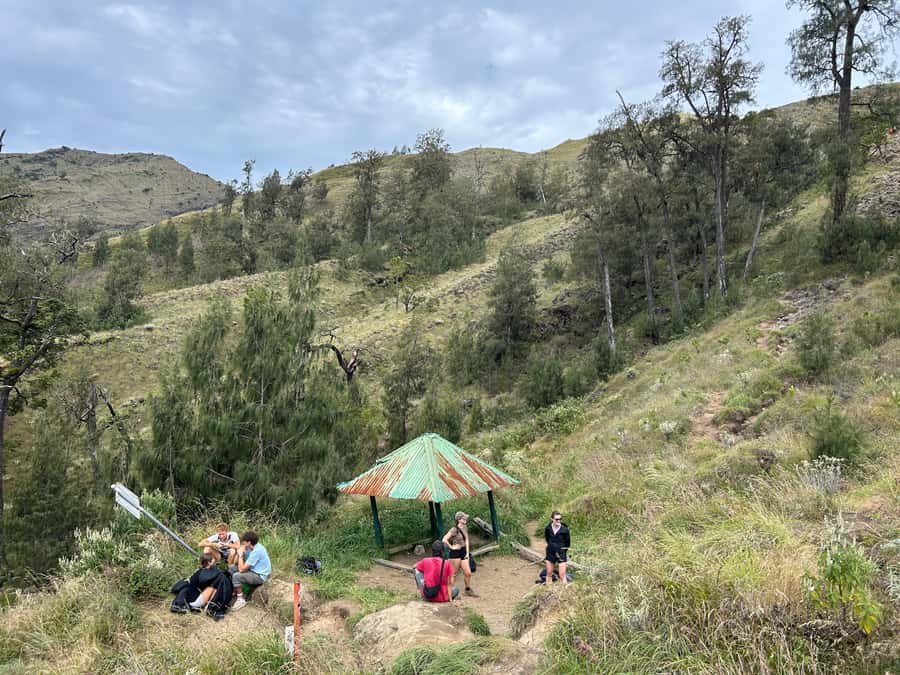 Mount Rinjani Trekking 3D/2N To Summit,Lake & Hot Spring - FAQ