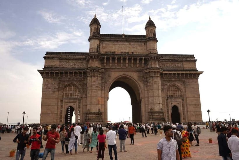 Mumbai: Private Sightseeing Tour & Slum Tour with a Local - FAQs