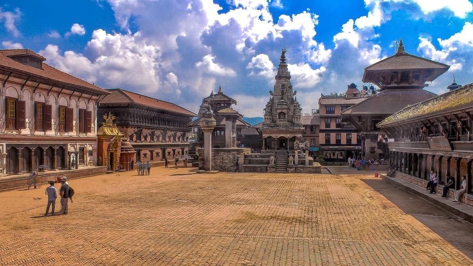 Patan & Bhaktapur Durbar Square Tour & Lunch - Private/Group - Exploring Patan & Bhaktapur Durbar Squares: Whats in Store