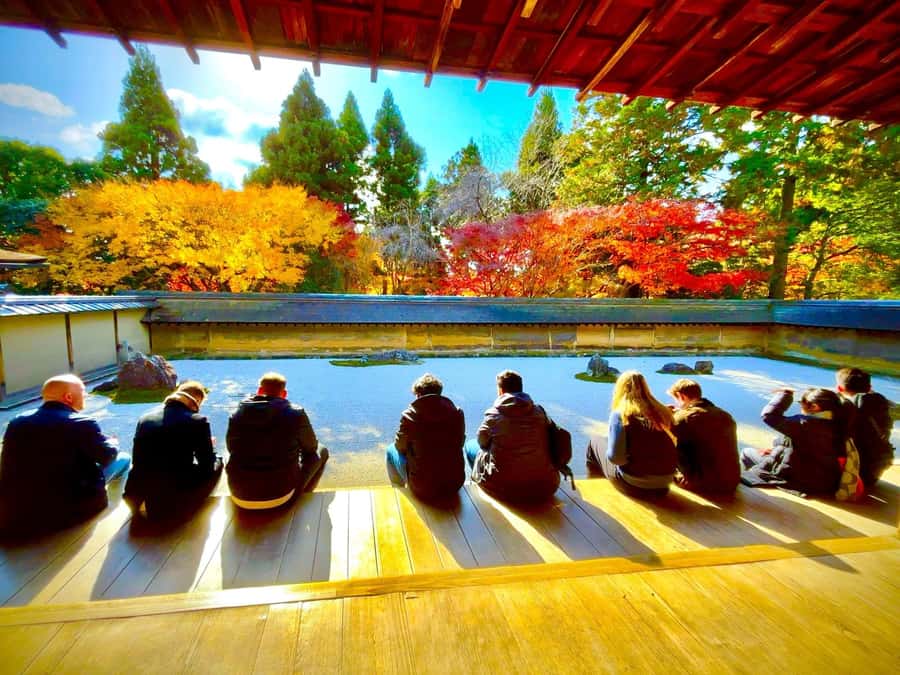 Kyoto: Full Course Tour: Explore 10 Must-Sees & Hidden Gems - Kiyomizu-zaka Slope & Kiyomizu Temple