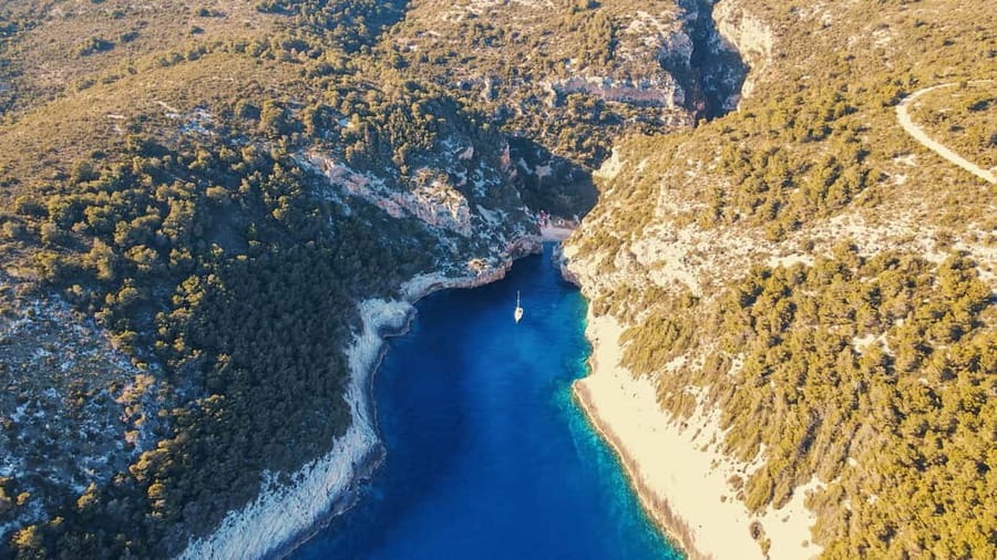Blue Cave & Hvar Island (Paklenjaci) Private Speedboat Tour - Discovering the Blue Cave and Other Highlights