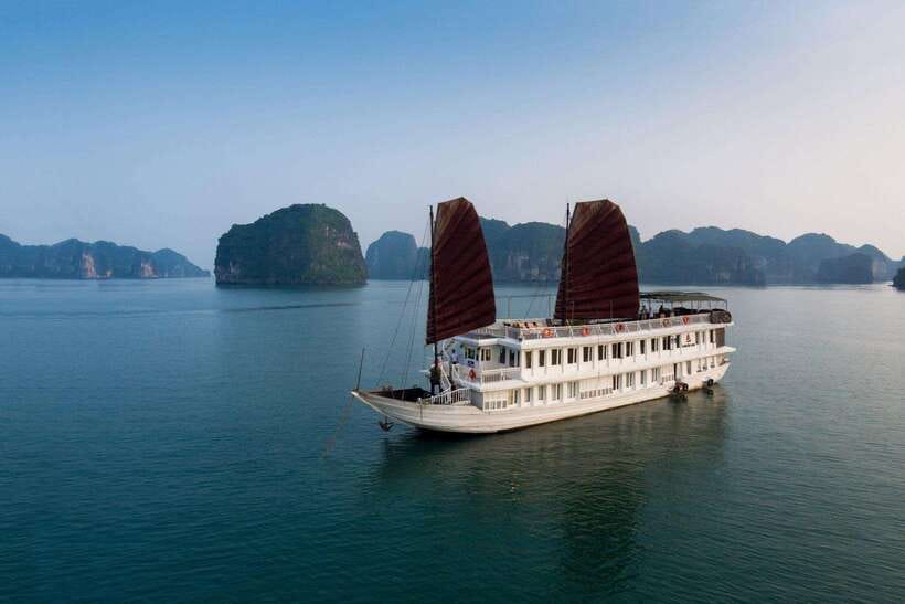 Hanoi: Ha Long & Bai Tu Long Bay 1 or 2-Day Cruise - Hanoi: Ha Long & Bai Tu Long Bay 1 or 2-Day Cruise — A Balanced Look at a Scenic Adventure