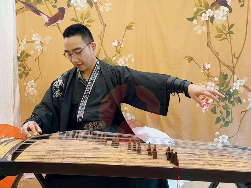 Wear Hanfu and play guzheng - What Makes This Experience Special?