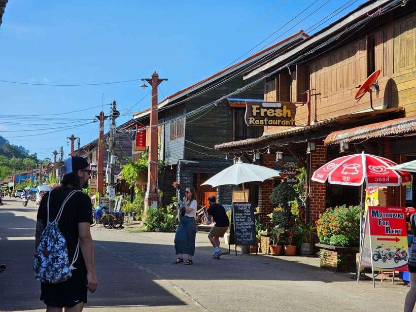 Ko Lanta: Mangrove Forest and Lanta Old Town with Lunch - Discover the Heart of Koh Lanta: Mangrove Forest and Old Town Tour